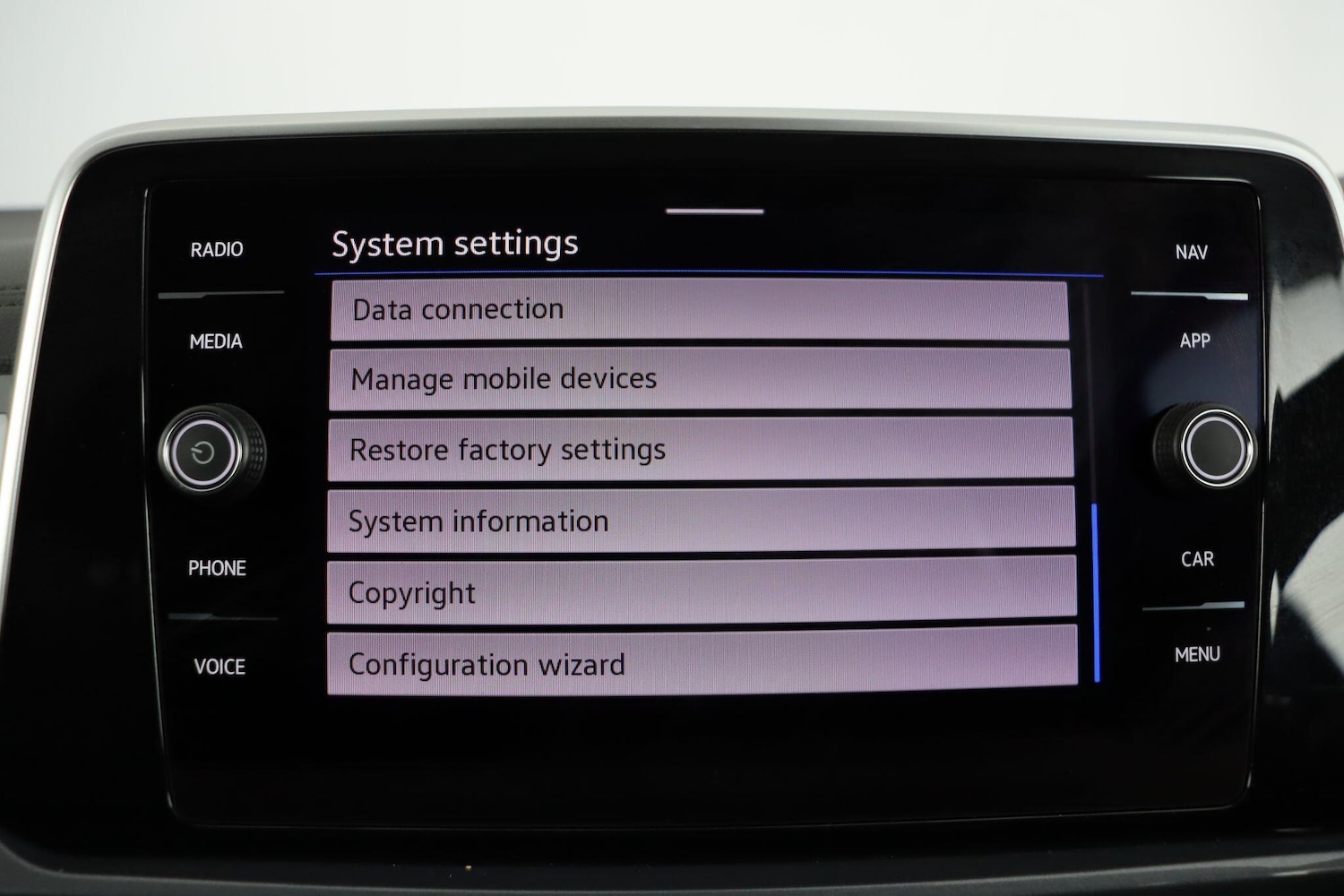 Used Volkswagen T-Roc 2023 for sale - 77926061: Photo 42