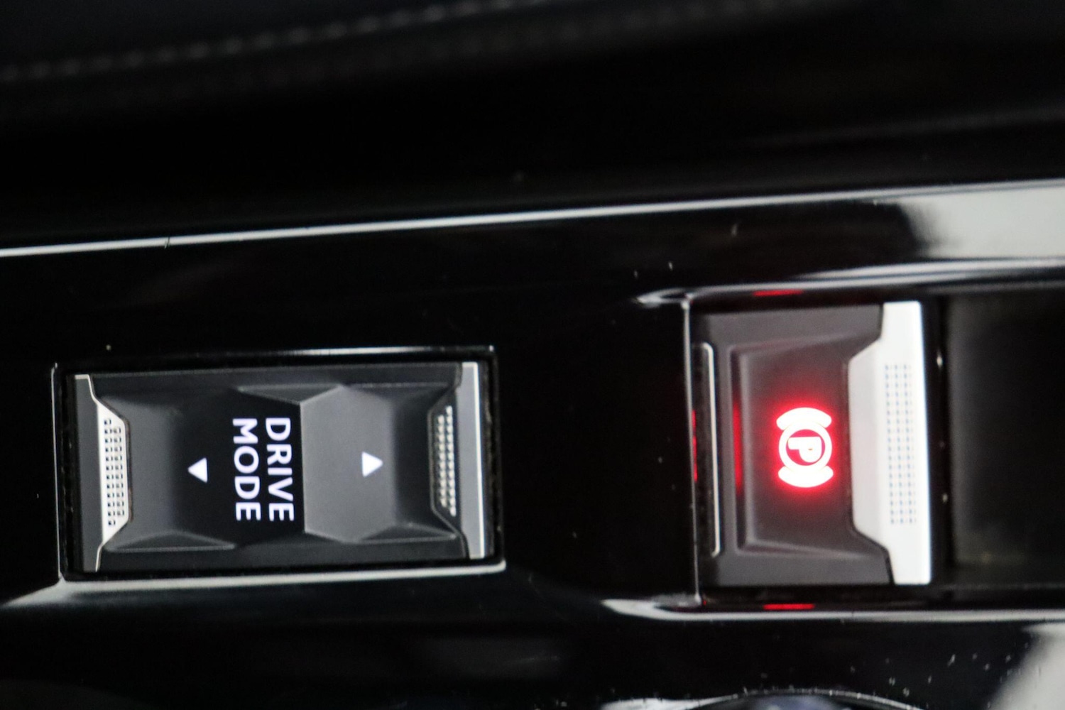 Used Peugeot 2008 2021 for sale - 77993027: Photo 21