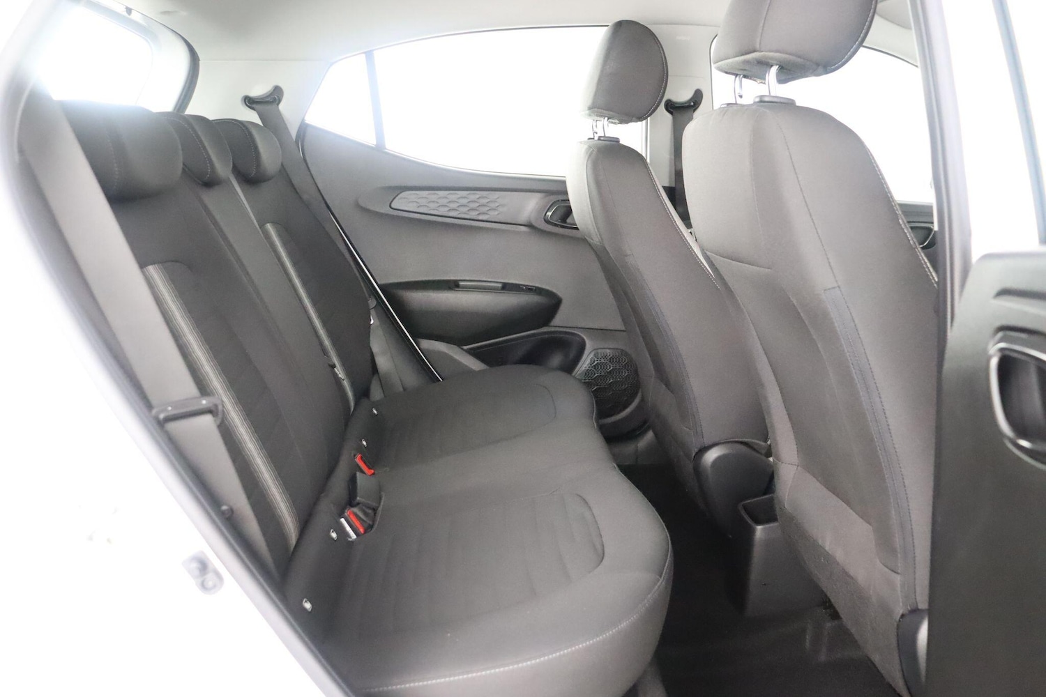 Used Hyundai i10 2022 for sale - 77291778: Photo 12