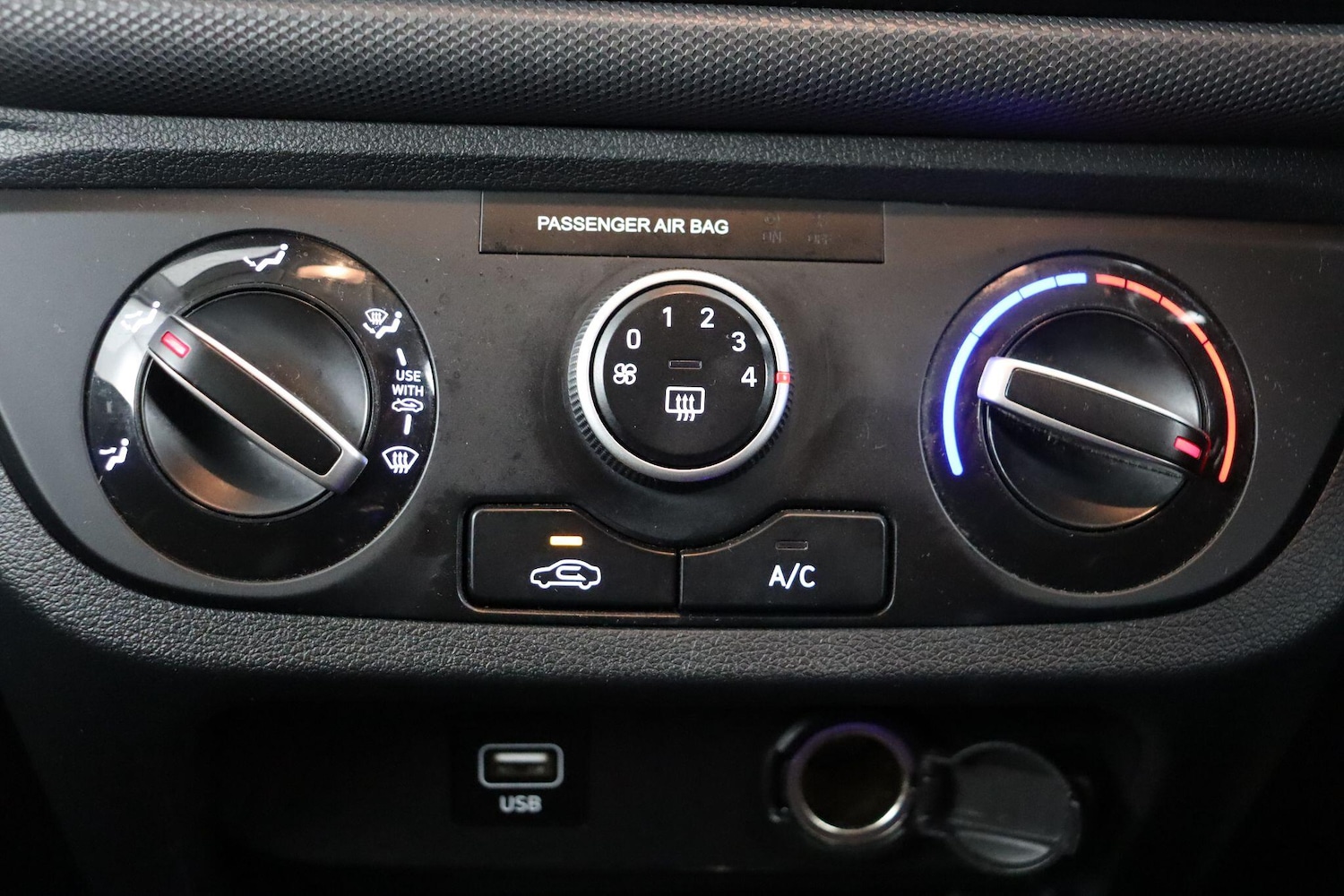 Used Hyundai i10 2022 for sale - 77291778: Photo 19