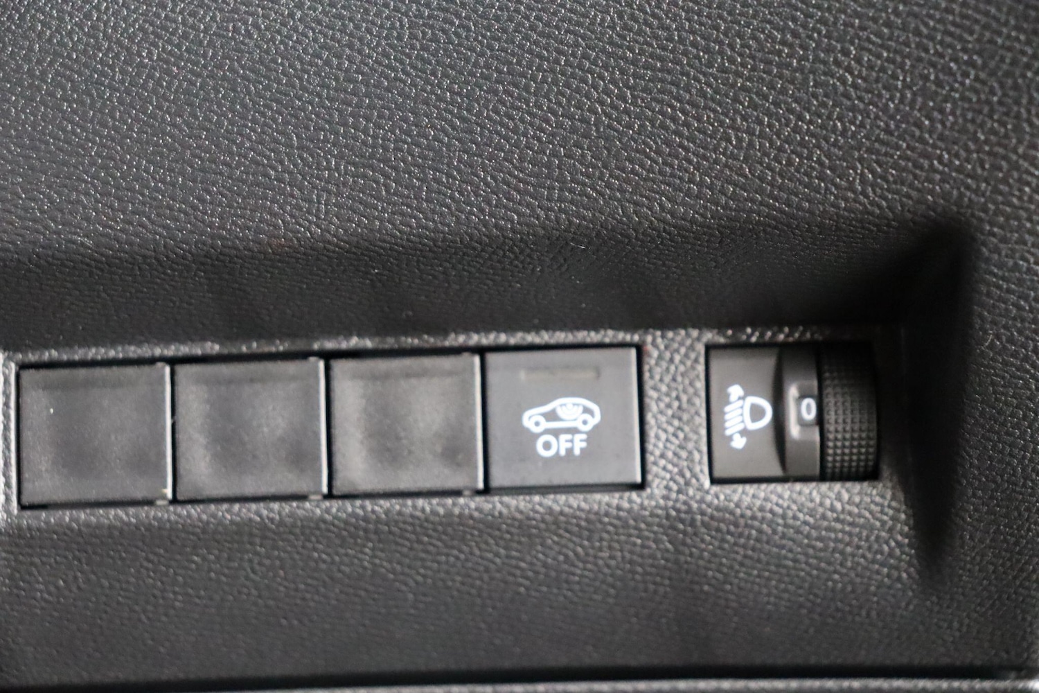 Used Peugeot 2008 2024 for sale - 77376664: Photo 18