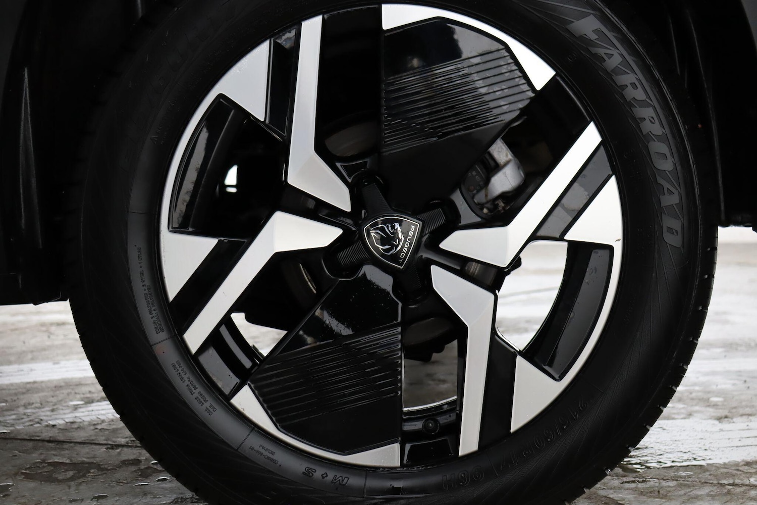 Used Peugeot 2008 2024 for sale - 77376664: Photo 24