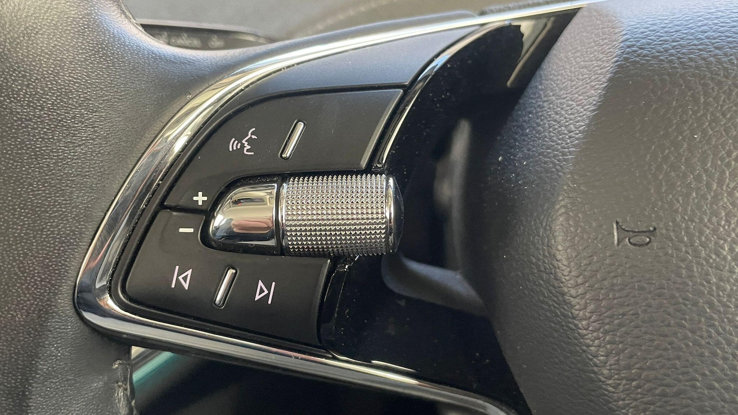 Used Skoda Enyaq 2021 for sale - 75990846: Photo 24