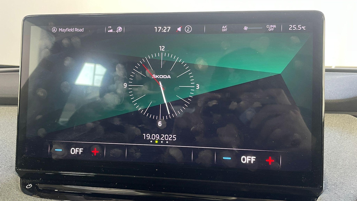 Used Skoda Enyaq 2021 for sale - 75990846: Photo 44