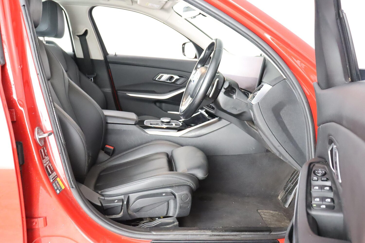 Used BMW 3 Series 2022 for sale - 76702068: Photo 12