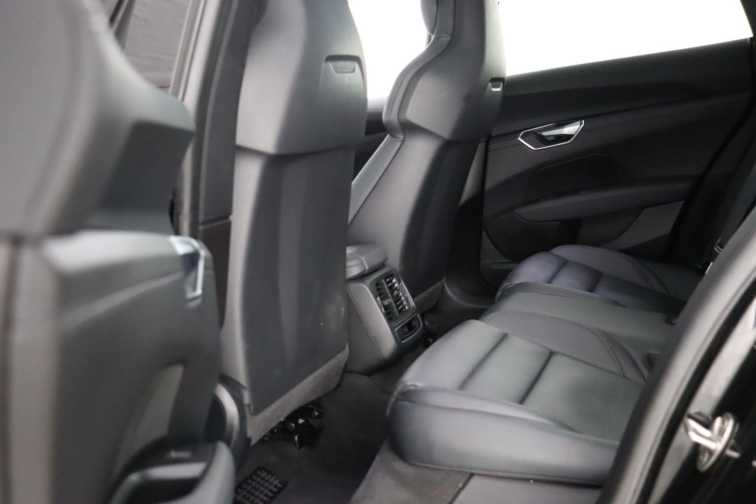 Used Audi e-tron GT 2021 for sale - 76913052: Photo 12