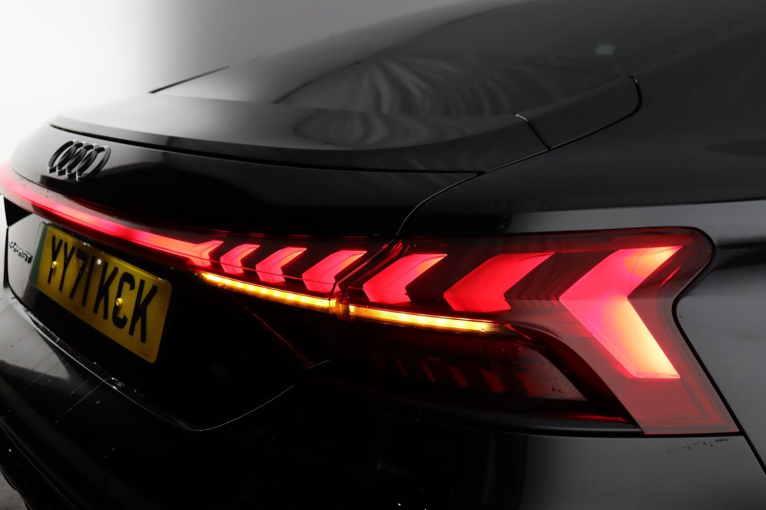 Used Audi e-tron GT 2021 for sale - 76913052: Photo 31