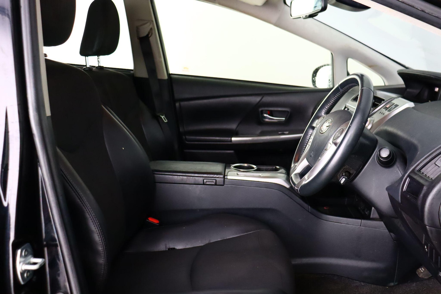 Used Toyota Prius+ 2020 for sale - 77411687: Photo 13