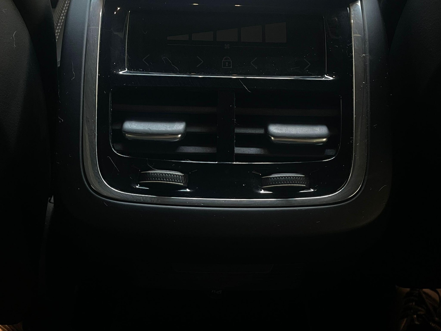 Used Volvo XC60 2019 for sale - 76072785: Photo 17