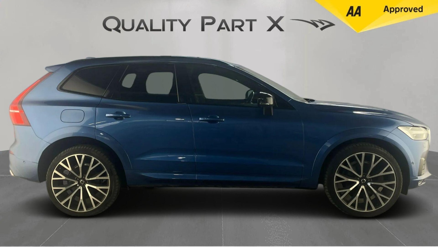 Used Volvo XC60 2019 for sale - 76072785: Photo 2