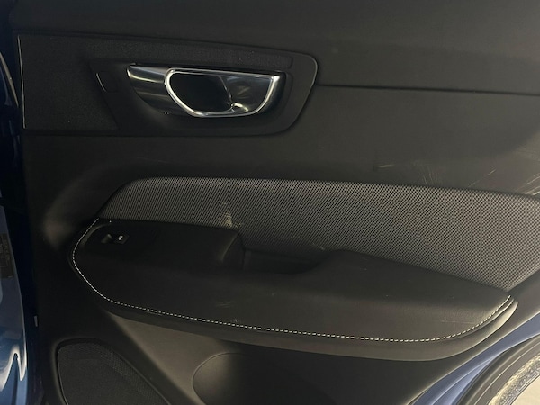Used Volvo XC60 2019 for sale - 76072785: Photo 26