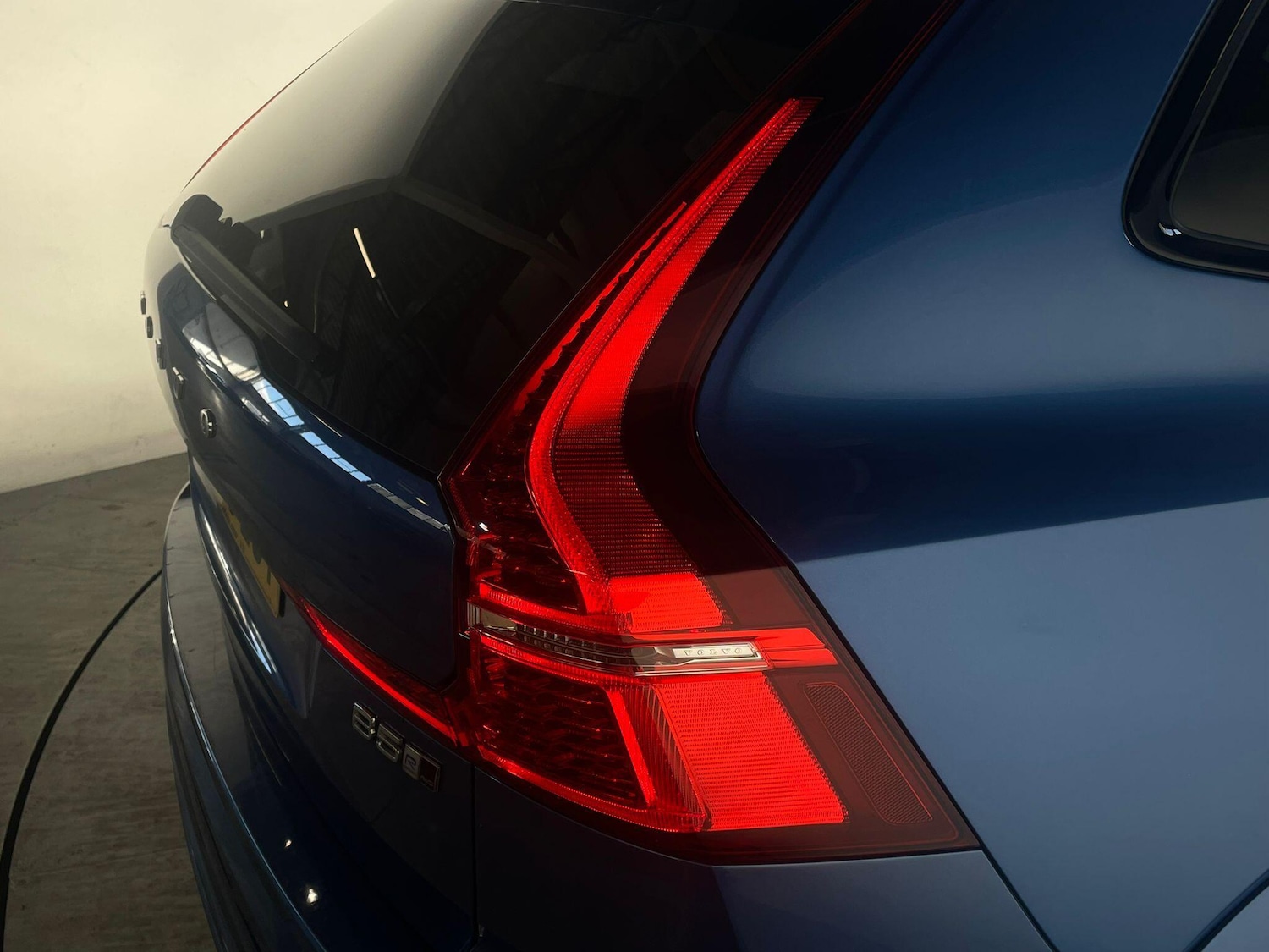 Used Volvo XC60 2019 for sale - 76072785: Photo 32