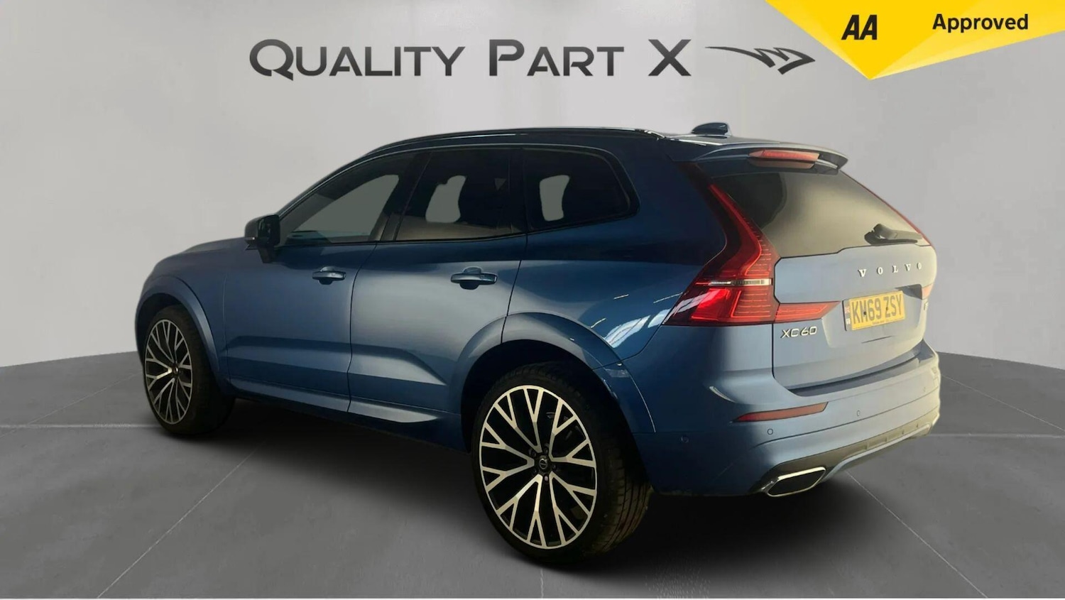 Used Volvo XC60 2019 for sale - 76072785: Photo 4