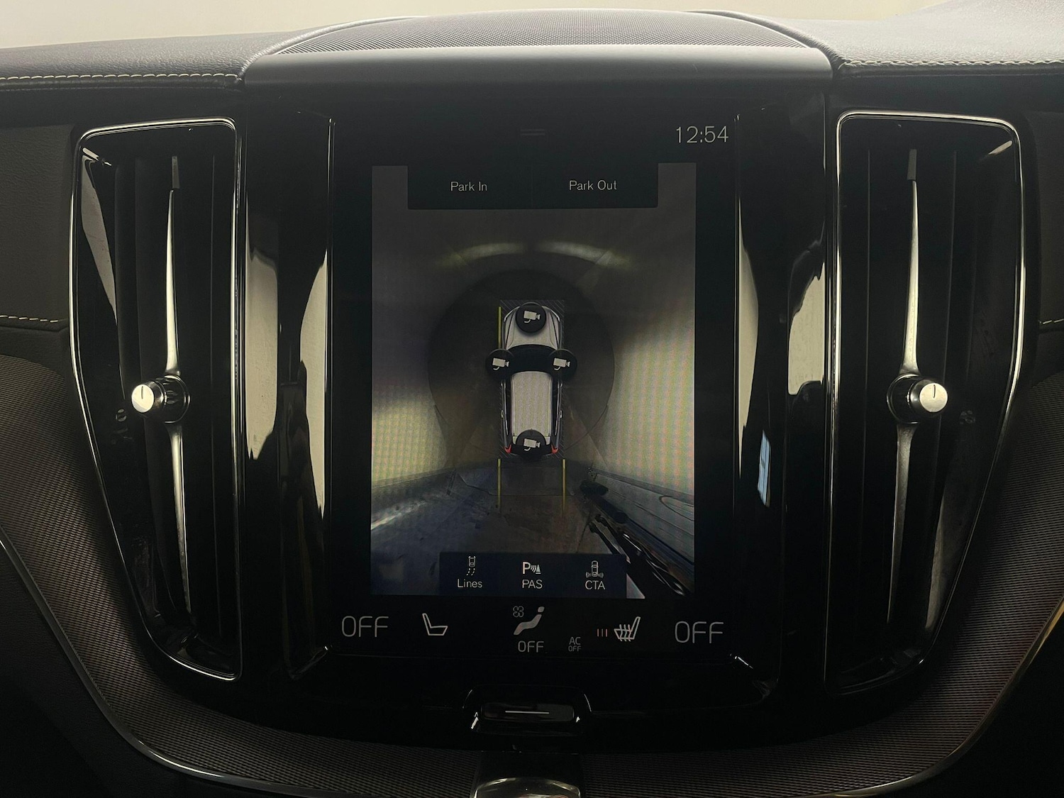 Used Volvo XC60 2019 for sale - 76072785: Photo 43