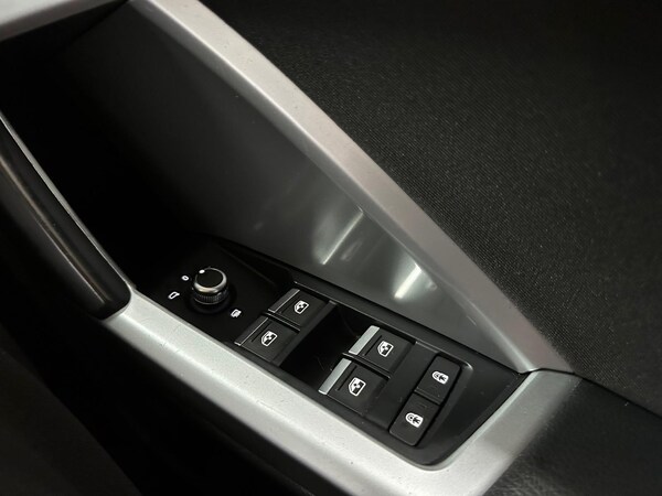Used Audi Q3 2019 for sale - 75224621: Photo 19