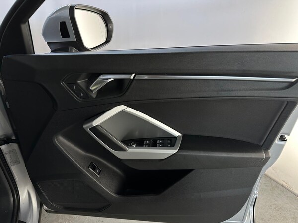 Used Audi Q3 2019 for sale - 75224621: Photo 31