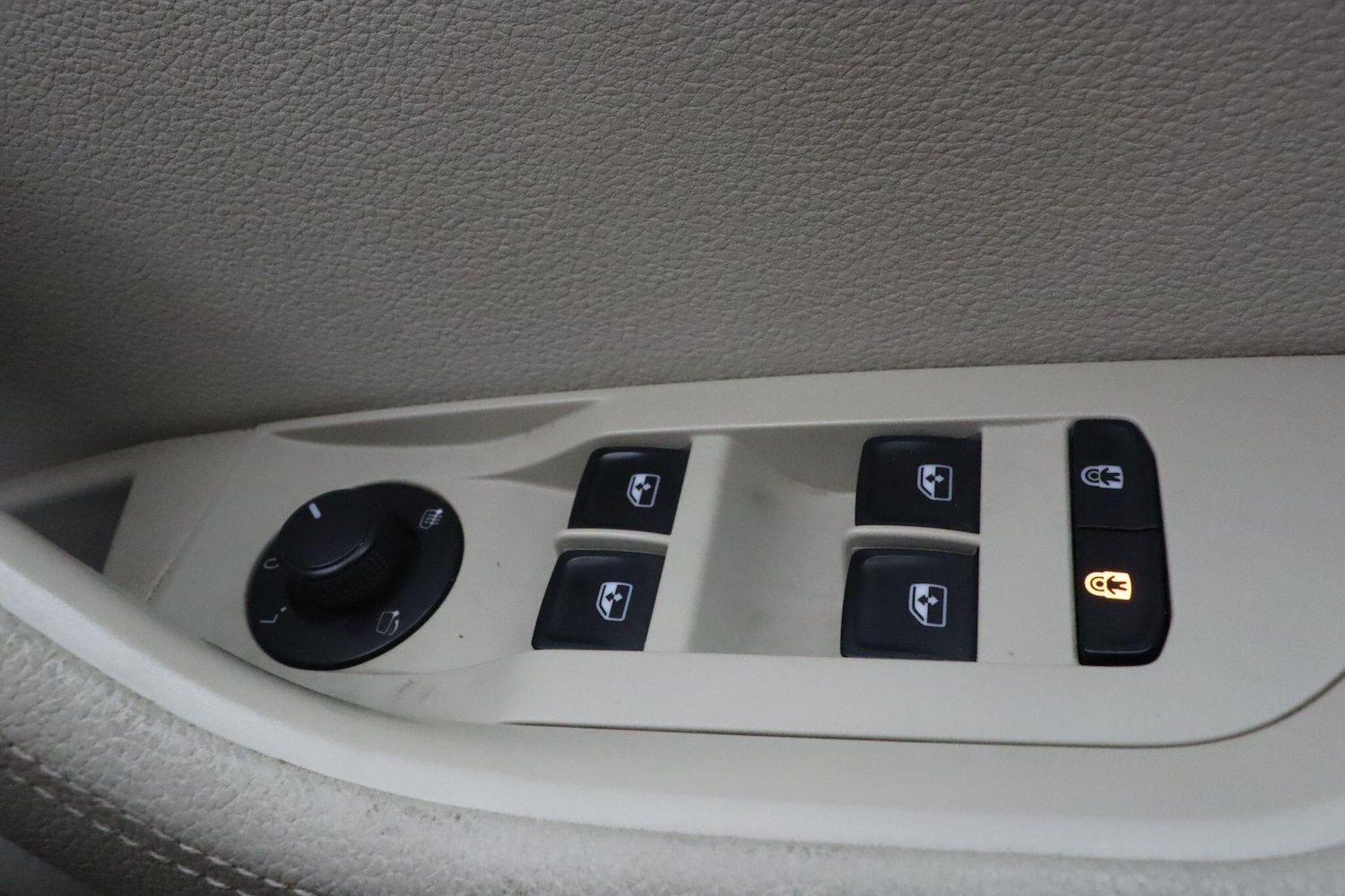 Used Skoda Superb 2021 for sale - 76644742: Photo 23