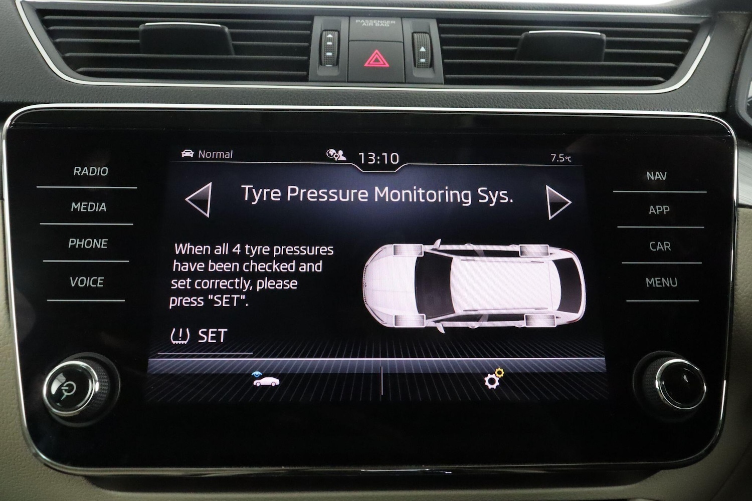 Used Skoda Superb 2021 for sale - 76644742: Photo 42