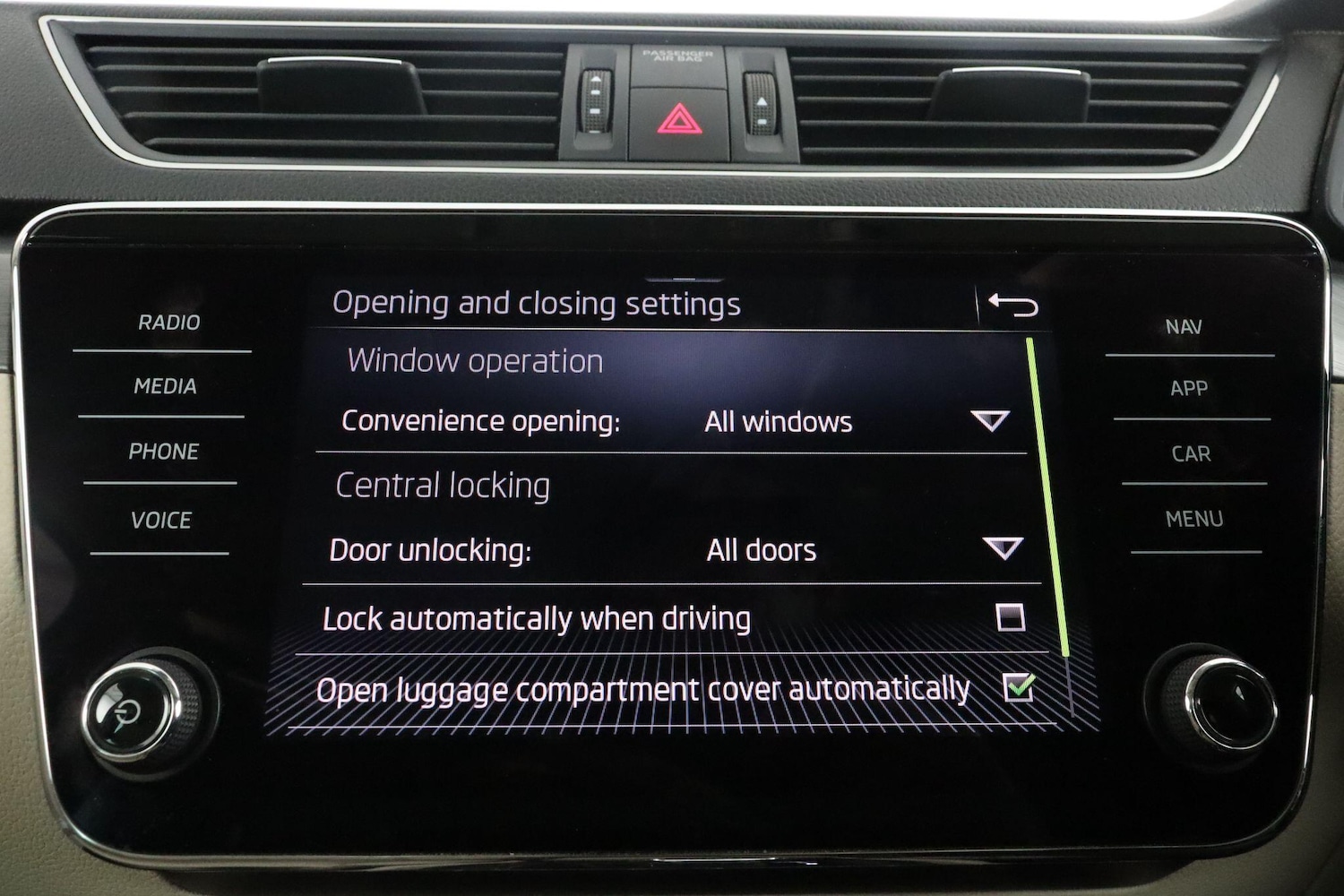 Used Skoda Superb 2021 for sale - 76644742: Photo 50