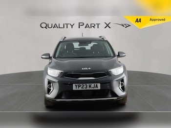 Used Kia Stonic 2023 for sale - 78541038: Photo