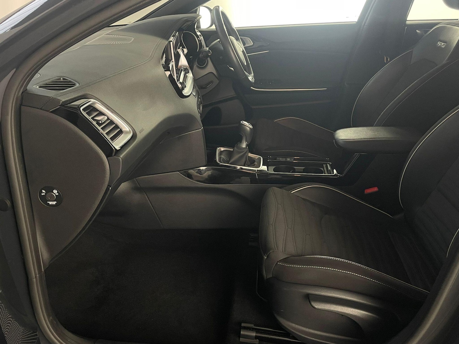 Used Kia Pro Ceed 2023 for sale - 76151821: Photo 12