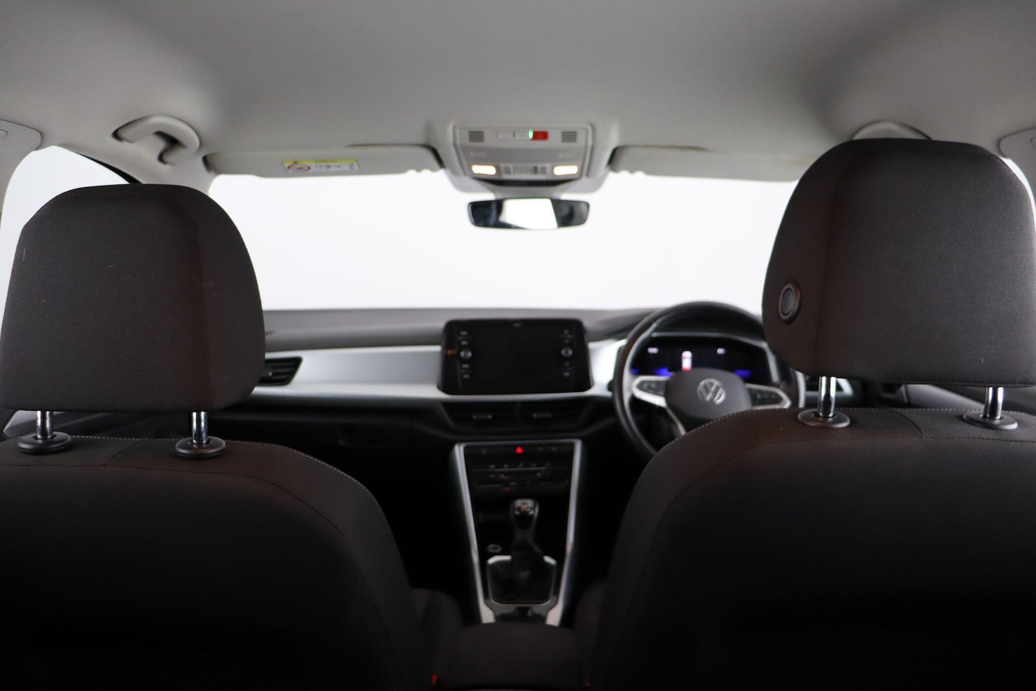 Used Volkswagen T-Roc 2024 for sale - 77456352: Photo 11