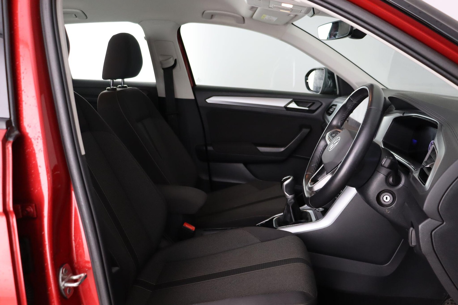 Used Volkswagen T-Roc 2024 for sale - 77456352: Photo 14