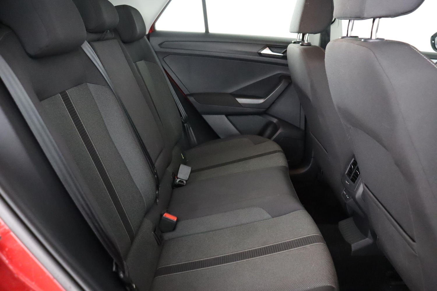 Used Volkswagen T-Roc 2024 for sale - 77456352: Photo 15