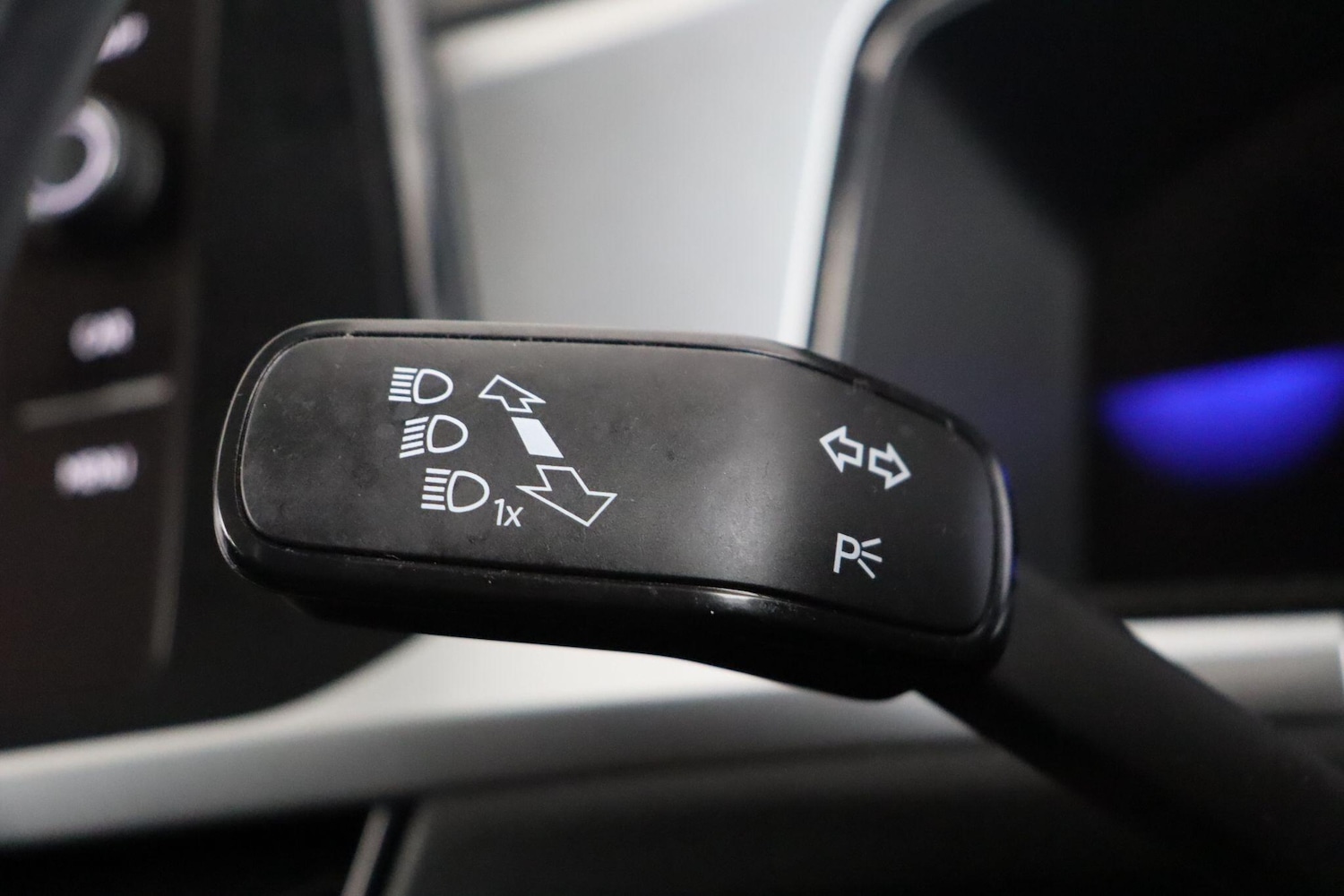 Used Volkswagen T-Roc 2024 for sale - 77456352: Photo 20