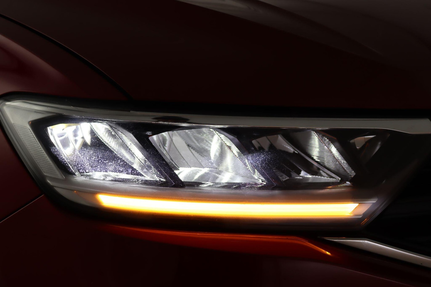 Used Volkswagen T-Roc 2024 for sale - 77456352: Photo 25