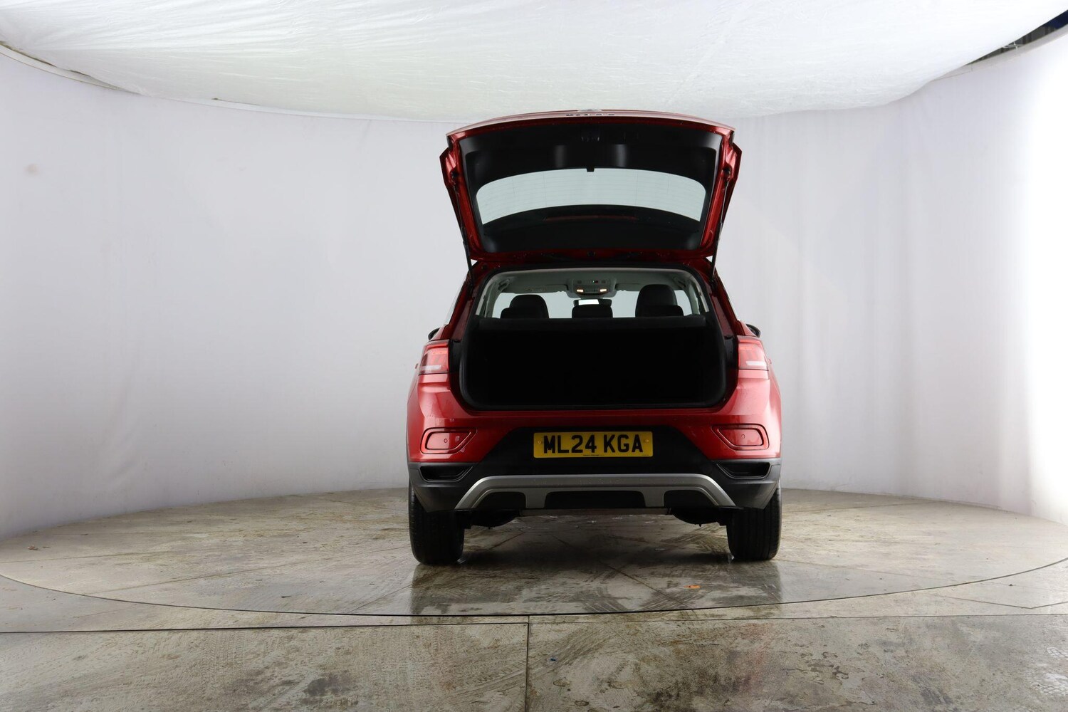 Used Volkswagen T-Roc 2024 for sale - 77456352: Photo 27