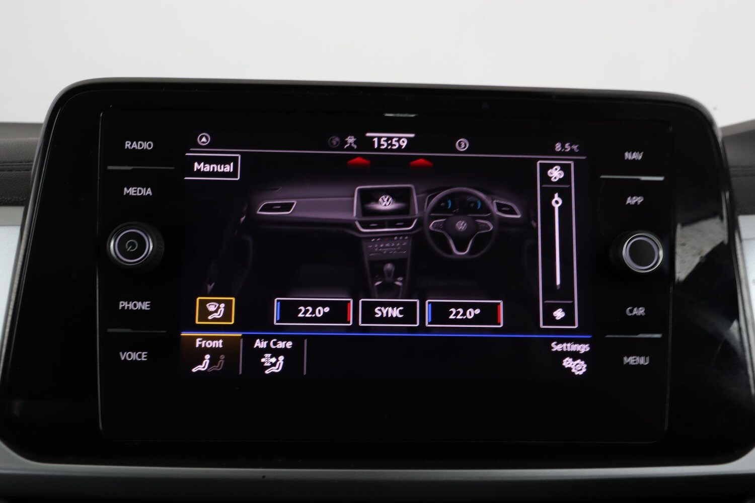 Used Volkswagen T-Roc 2024 for sale - 77456352: Photo 37