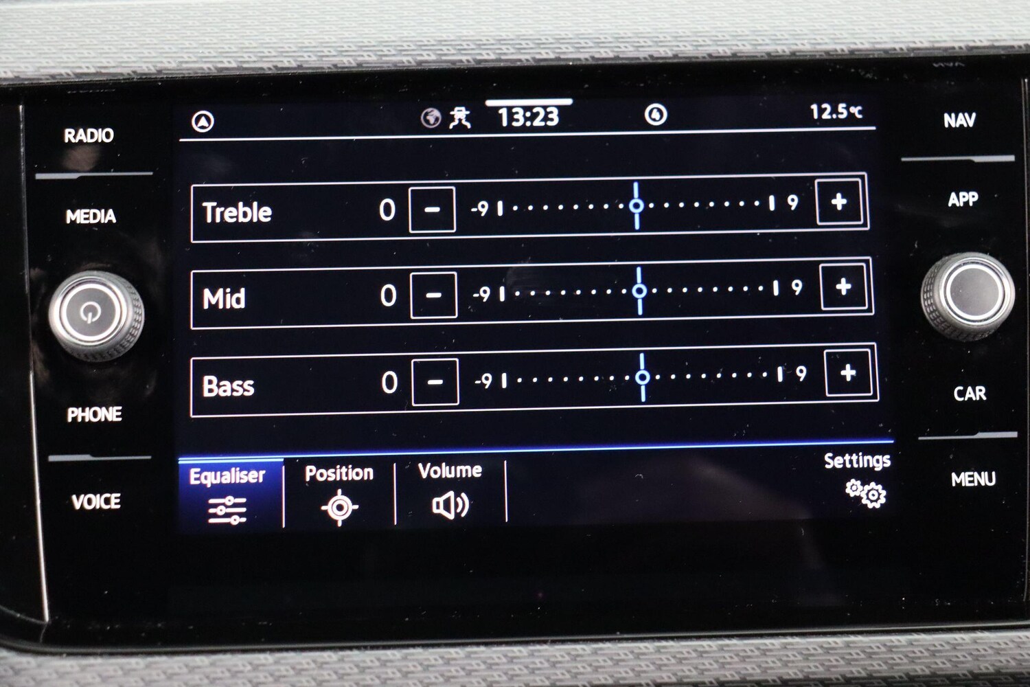 Used Volkswagen T-Cross 2023 for sale - 76913284: Photo 44