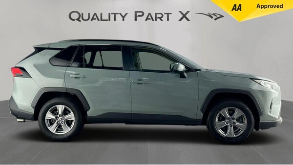 Used Toyota RAV4 2022 for sale - 76259533: Photo 2