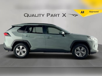 Used Toyota RAV4 2022 for sale - 76259533: Photo 2