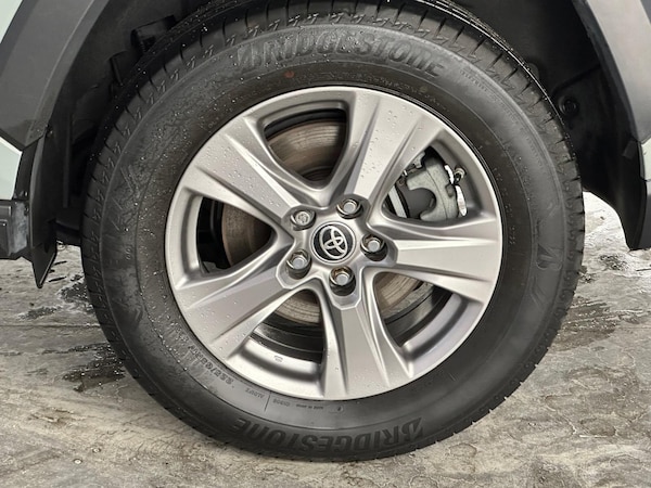 Used Toyota RAV4 2022 for sale - 76259533: Photo 32
