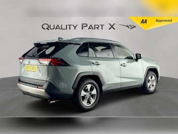 Used Toyota RAV4 2022 for sale - 76259533: Photo 3