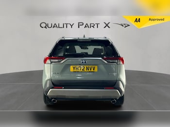 Used Toyota RAV4 2022 for sale - 76259533: Photo 4