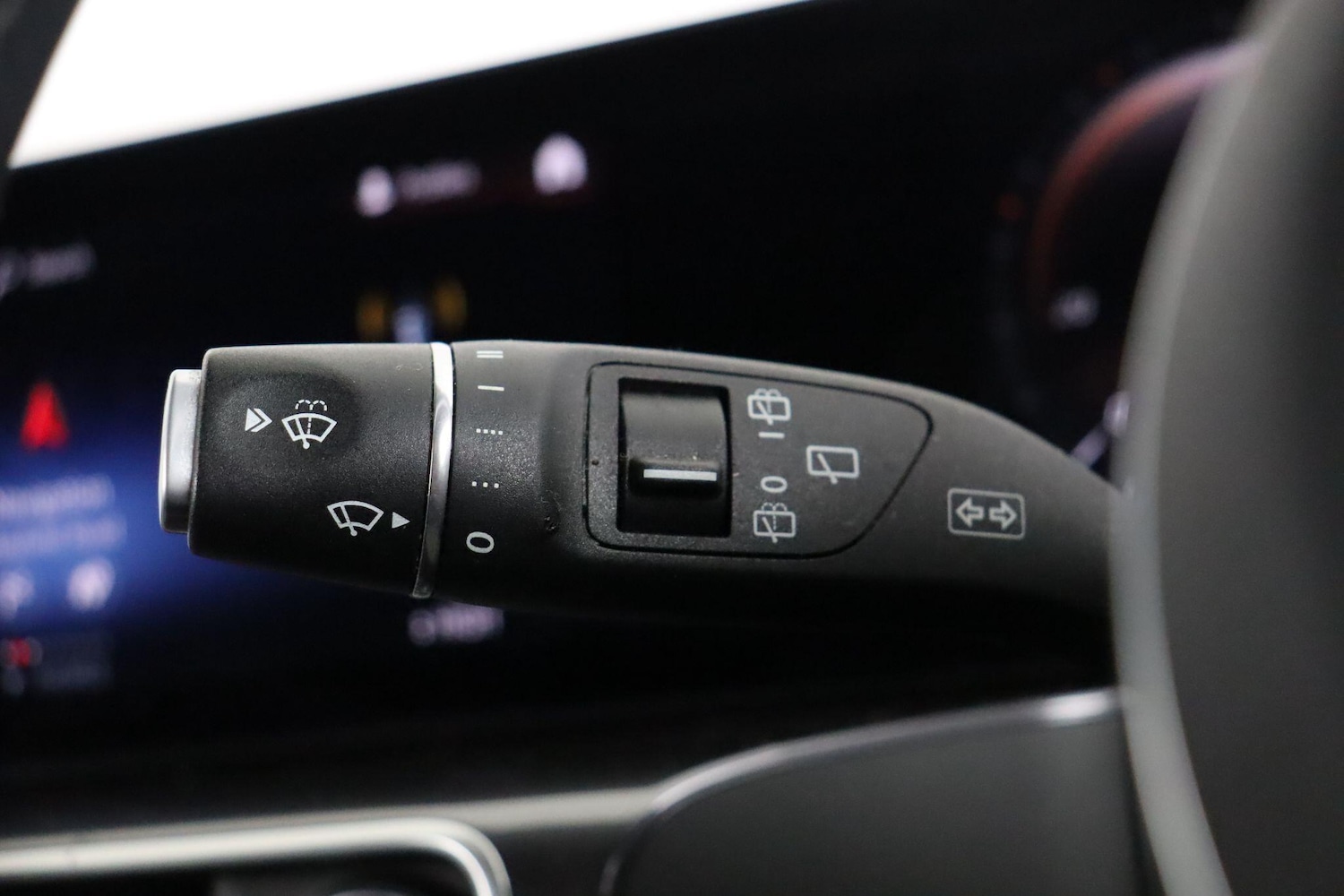 Used Mercedes-Benz EQC 2022 for sale - 77190610: Photo 17