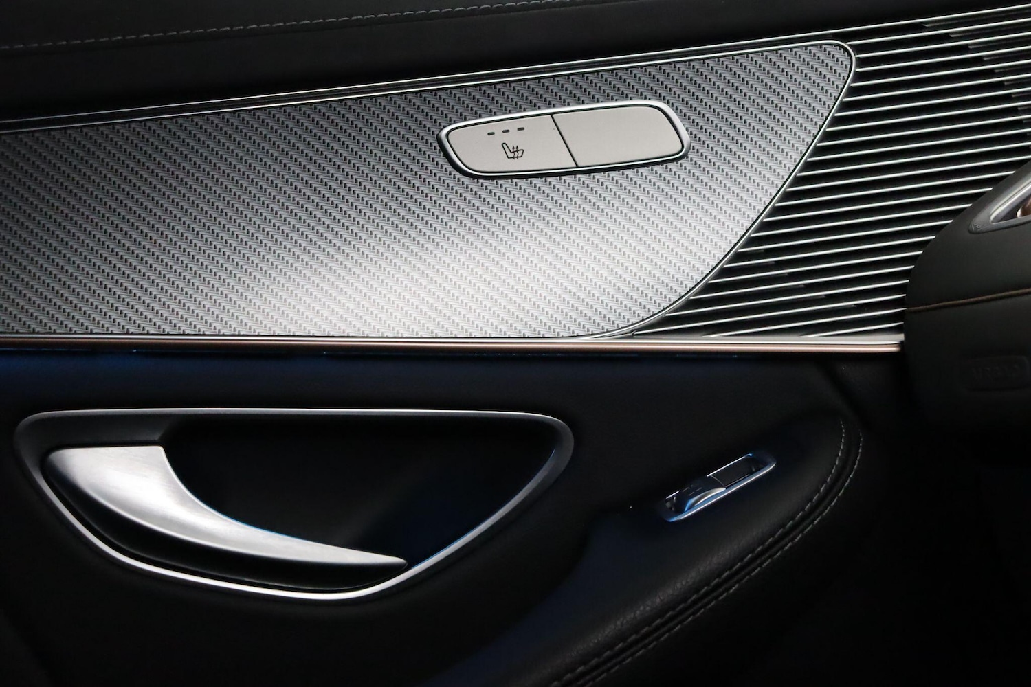 Used Mercedes-Benz EQC 2022 for sale - 77190610: Photo 27