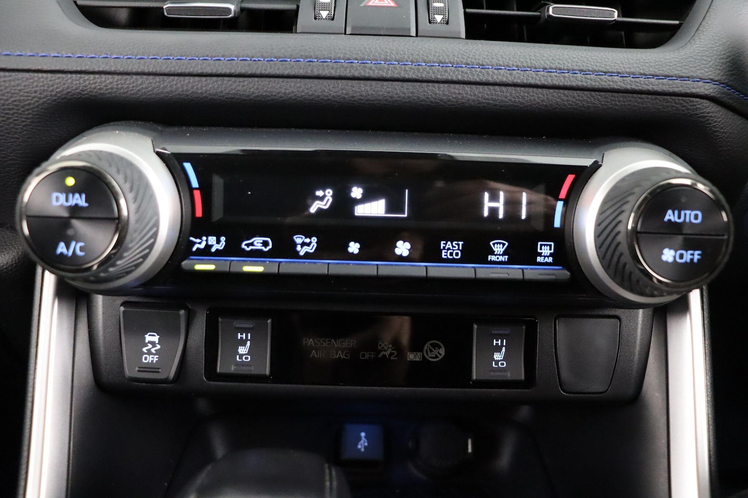 Used Toyota RAV4 2021 for sale - 76899215: Photo 19