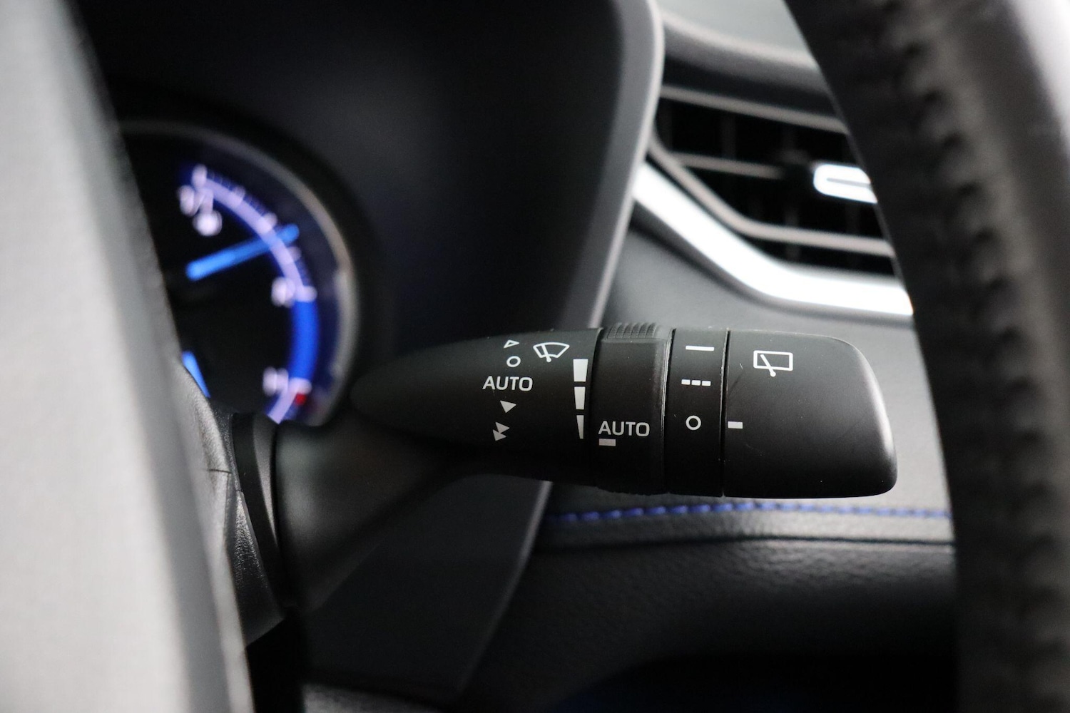 Used Toyota RAV4 2021 for sale - 76899215: Photo 21