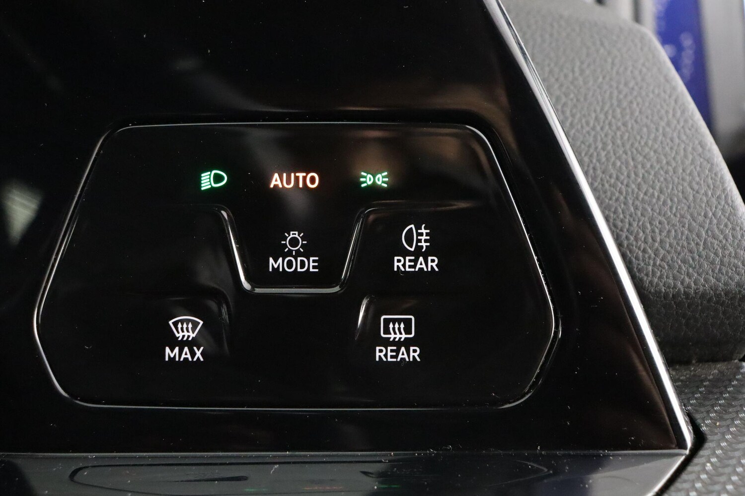 Used Volkswagen Golf 2021 for sale - 76336549: Photo 20