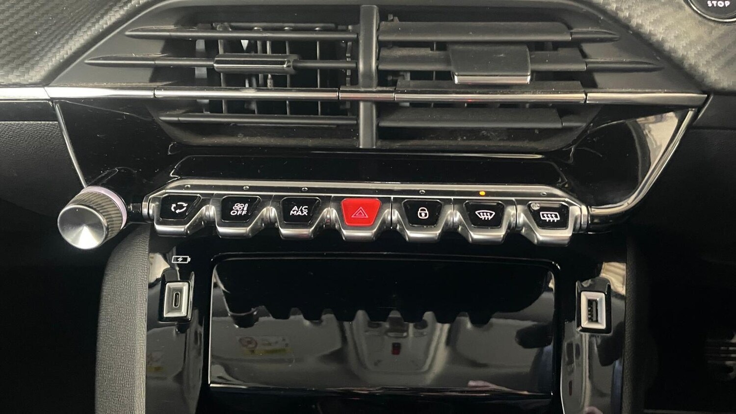 Used Peugeot 2008 2022 for sale - 76002183: Photo 21