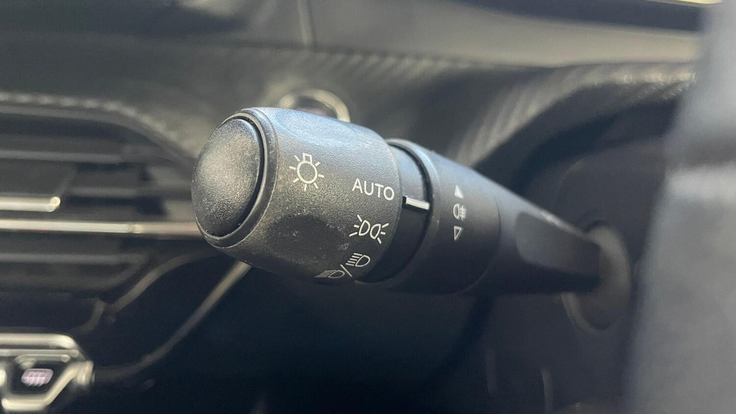 Used Peugeot 2008 2022 for sale - 76002183: Photo 23