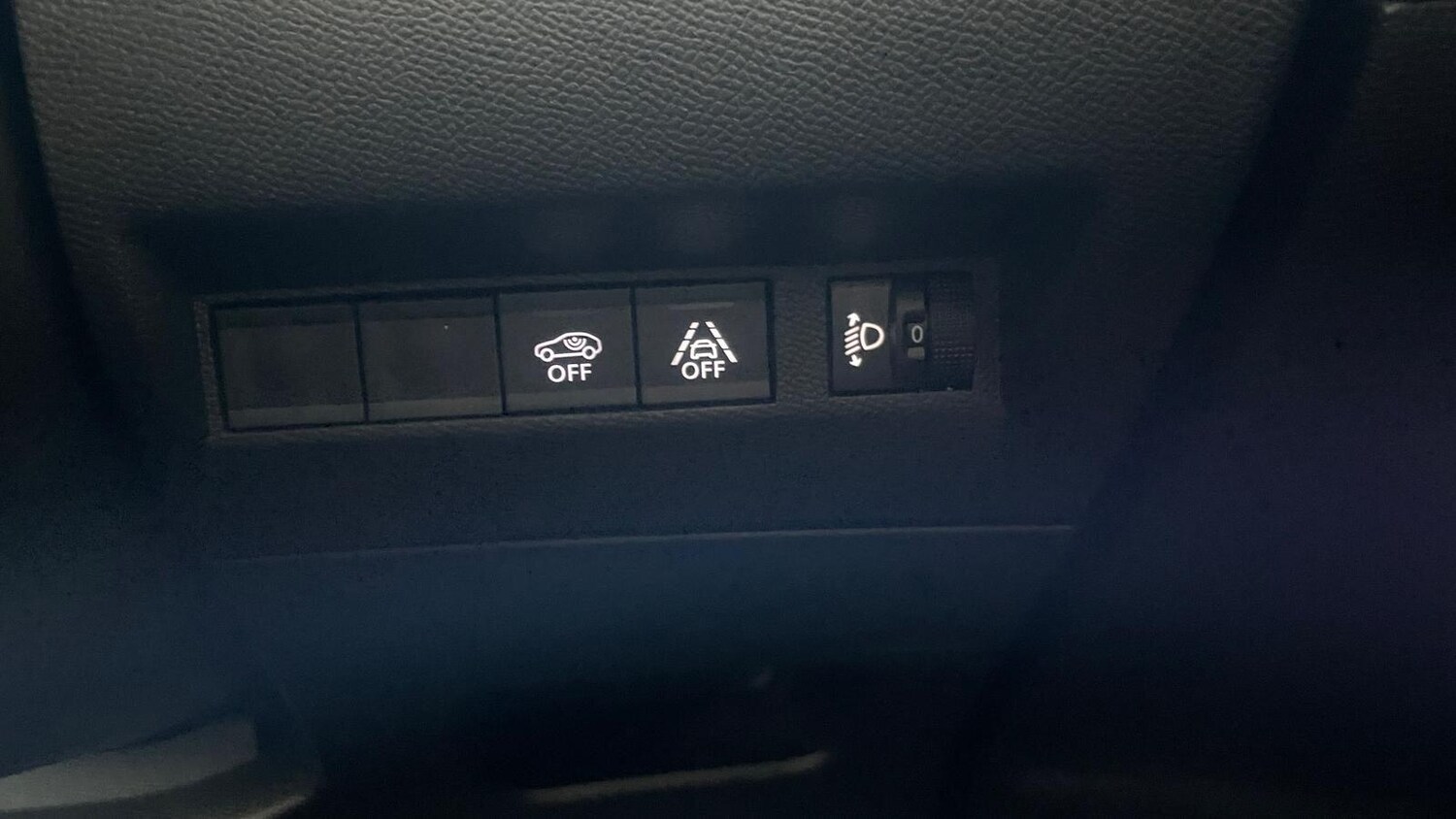 Used Peugeot 2008 2022 for sale - 76002183: Photo 26