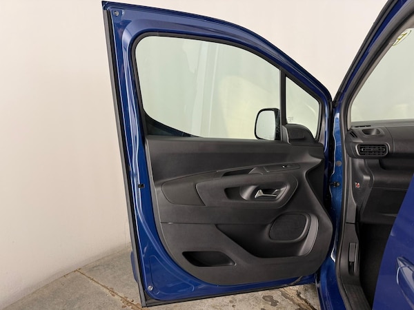 Used Vauxhall Combo Life 2021 for sale - 76175427: Photo 35