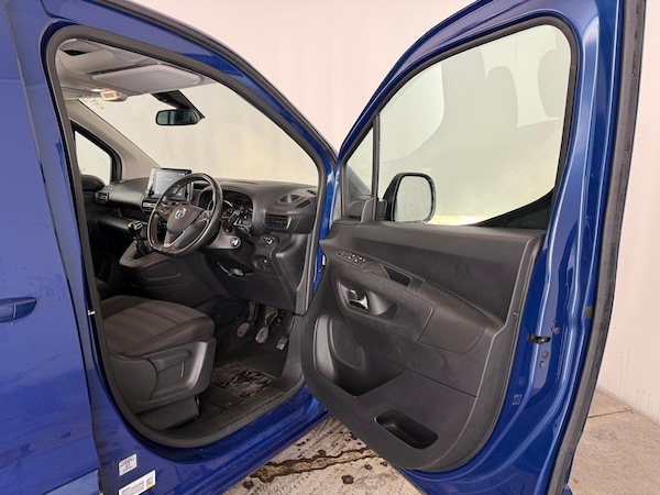 Used Vauxhall Combo Life 2021 for sale - 76175427: Photo 37