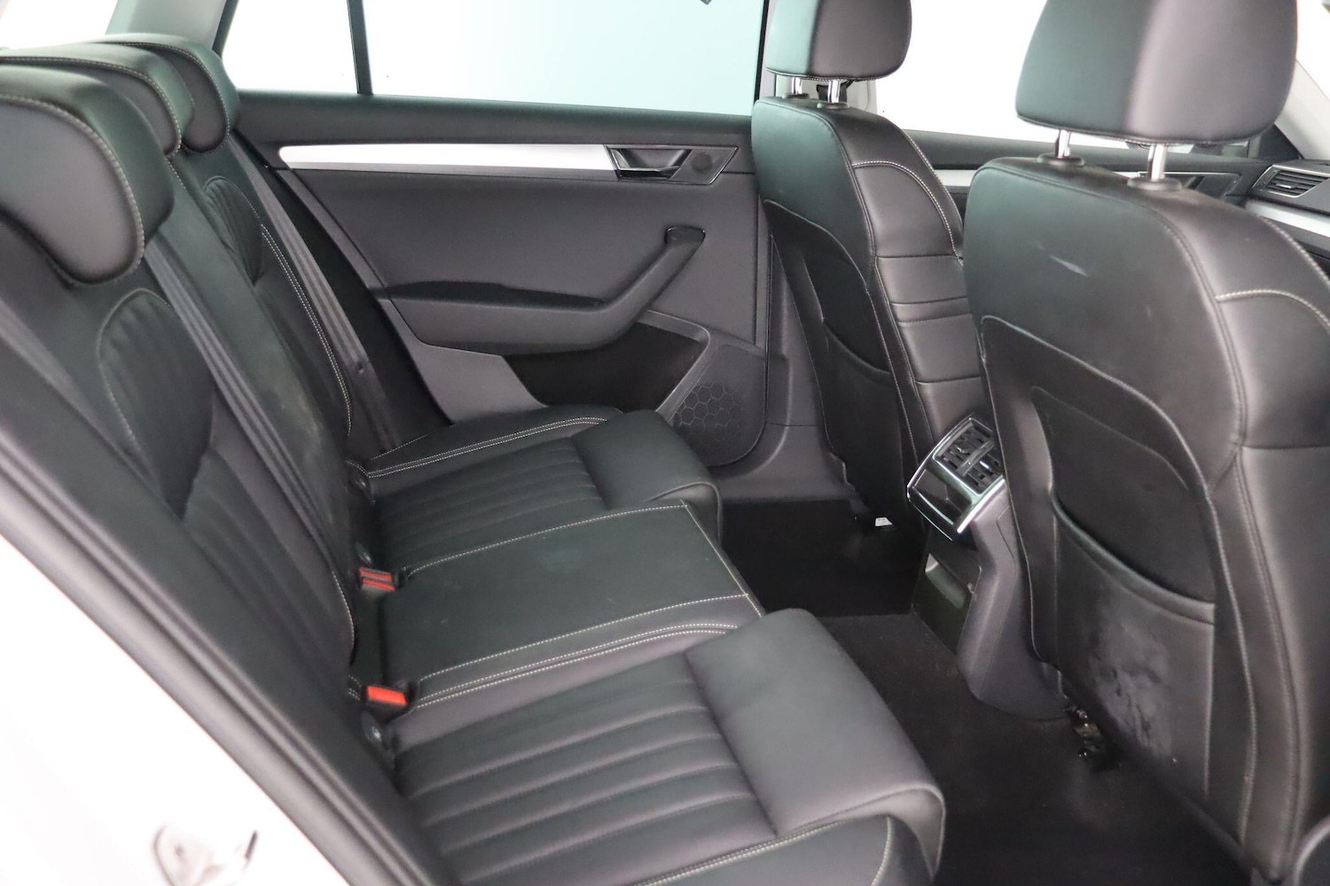 Used Skoda Superb 2023 for sale - 77130872: Photo 12