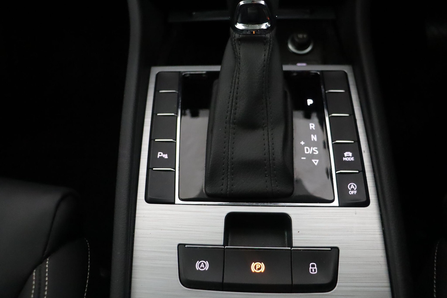 Used Skoda Superb 2023 for sale - 77130872: Photo 17